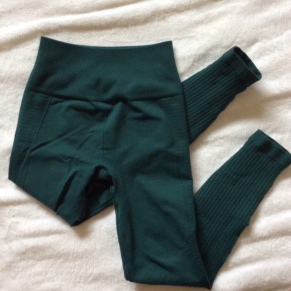 lululemon athletica Pants - Teal Hi rise Lululemon pant Size 4